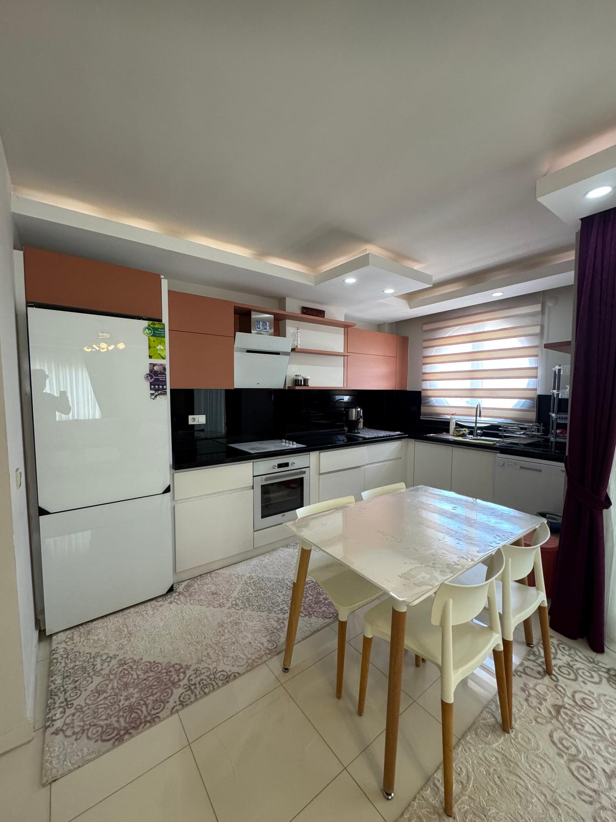 Appartement 3 chambres 115 m² Mahmutlar, Turquie