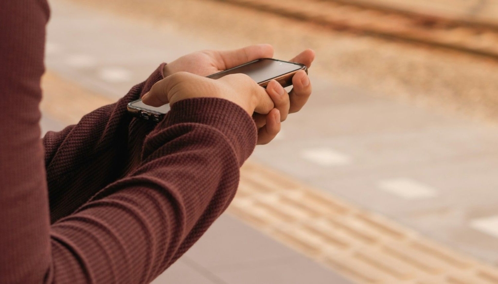 internet cost of living in indonesia