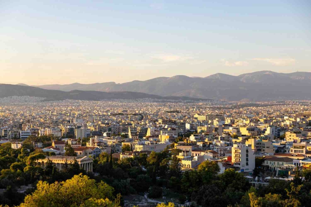 tips to manage cost of living in greece