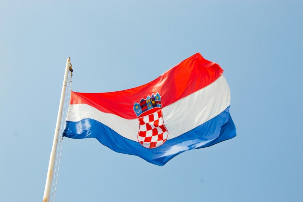 flag of croatia waving