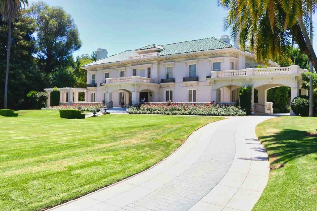 mansion property for sale in qatar