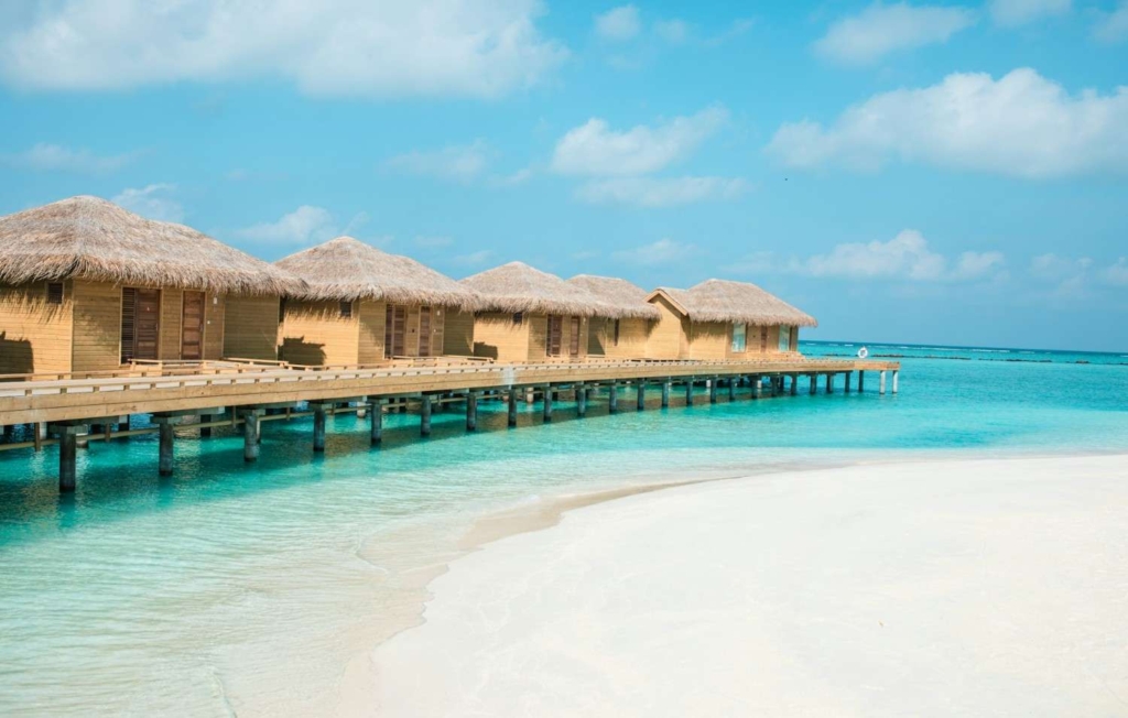 overwater houses in maldives
