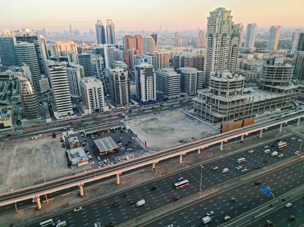 aerial view of dubai’s commercial district, useful for buying commercial property in dubai.