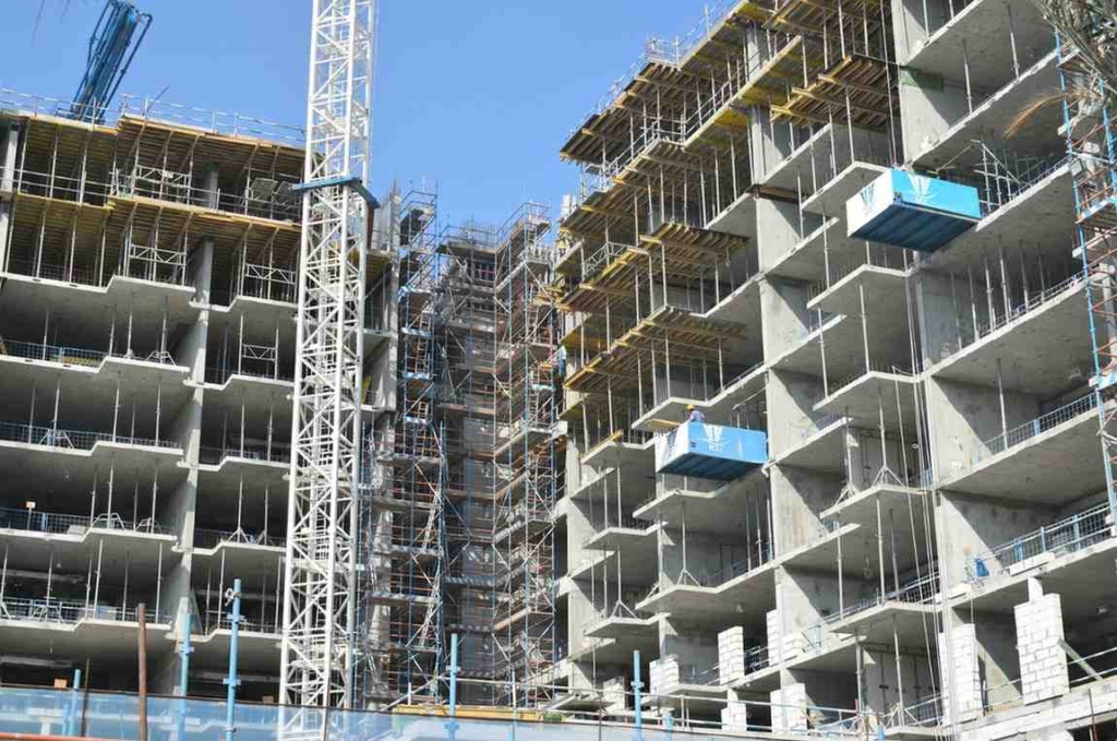ongoing tower development illustrating a key stage in the buying off-plan property in dubai process.