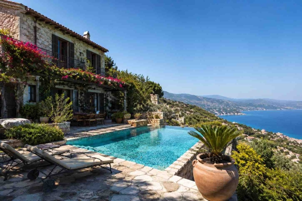 buy villa in sicily