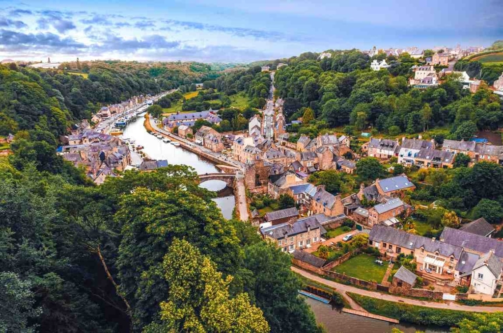 cheapest area to live in france