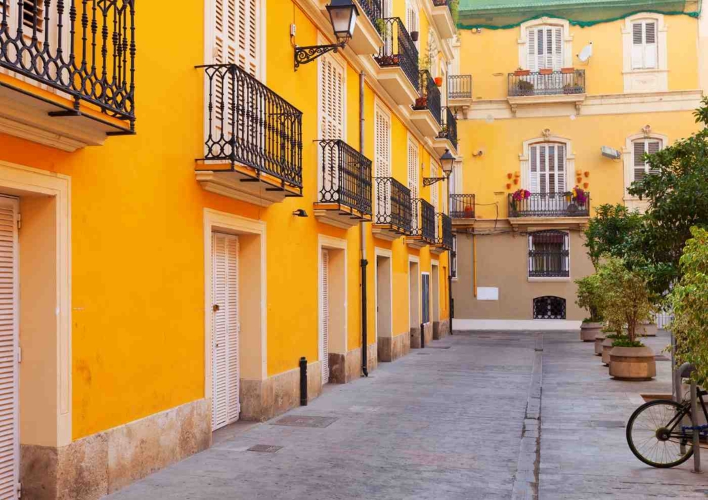 letting property in spain
