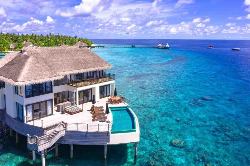 villas for sale maldives