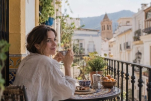 benefits of living in spain